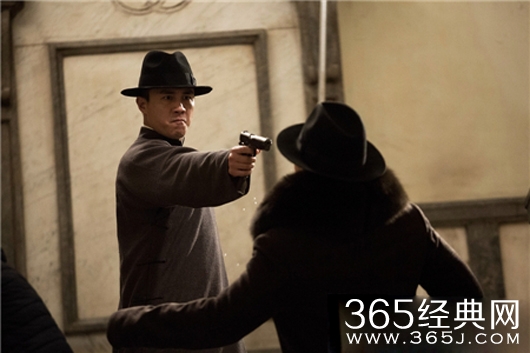 《罗曼蒂克消亡史》曝剧照 隐现上海滩黑帮传