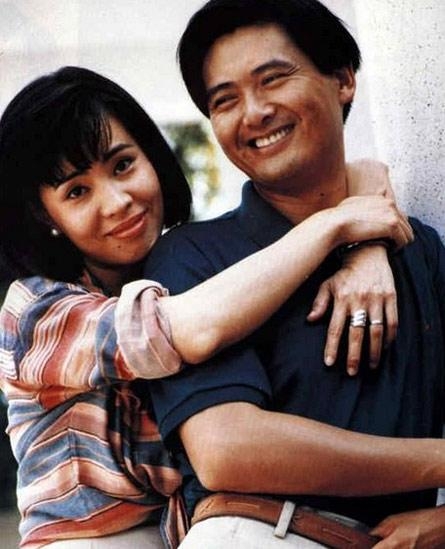 那些男星的老婆们年轻时貌美如花,现在却  1987年6月5日周润发和