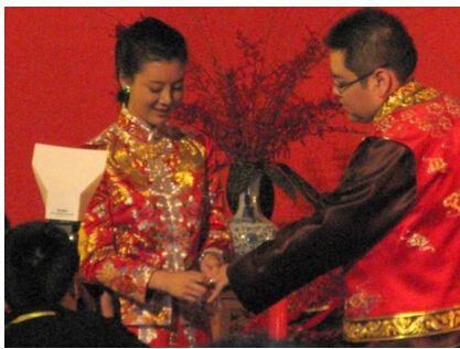 山西首富李兆会情商高 与车晓离婚后再娶女明