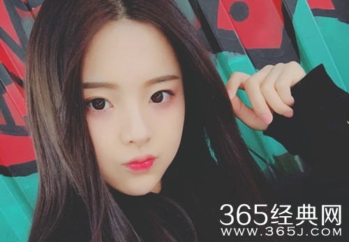 杨超越是谁_杨超越个人资料介绍