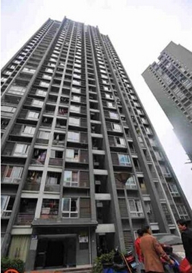 重庆6岁儿童坠楼身亡现场照片 母亲打麻将夜不归宿