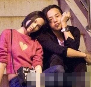 权志龙小学照片公布 与水原希子分手原因揭秘