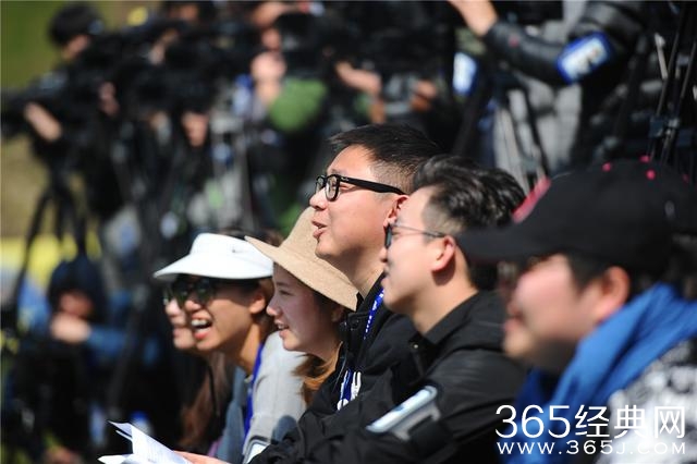 90后撑起半边天的《跑男》团队，是这样的！