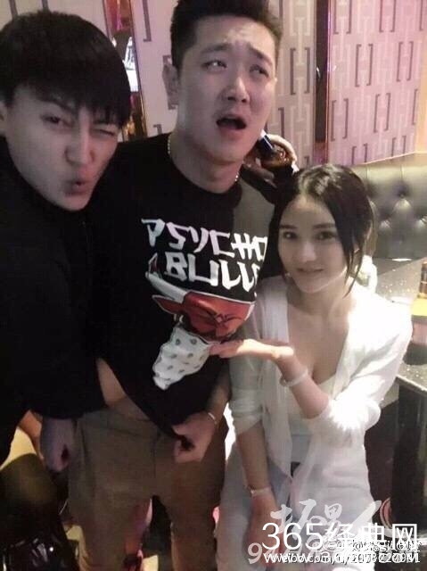 田源激吻事件小女友不是潘雨润 是艺人李世豪的女朋友 并没激吻只是角度问题