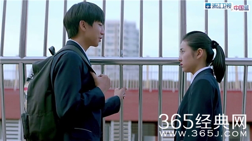 1.王俊凯张子枫深情凝望