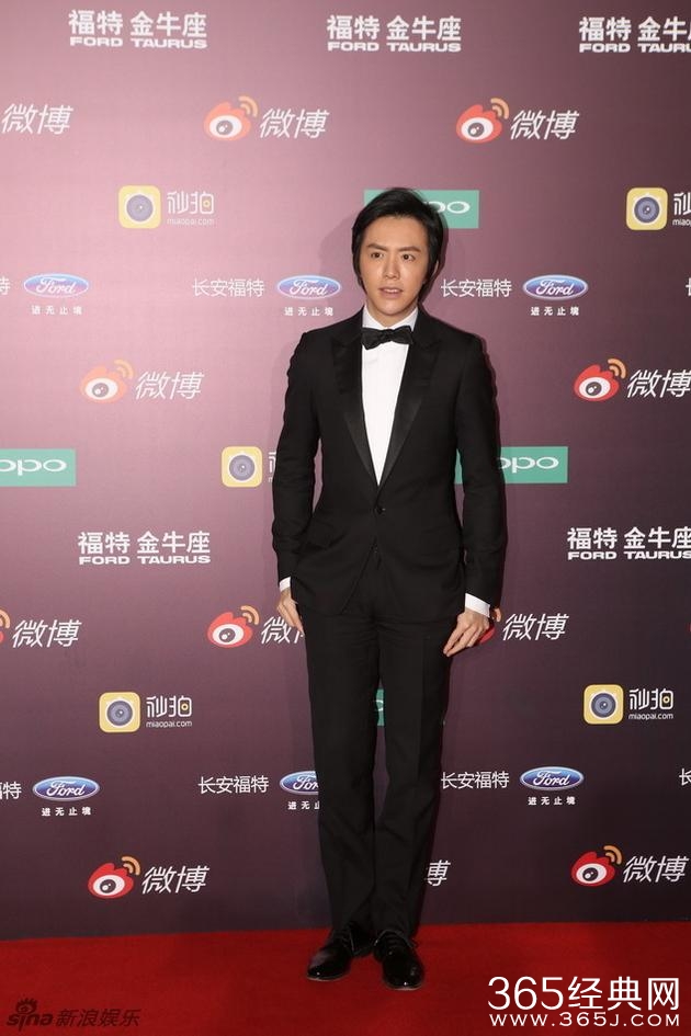 李云迪丢卡包微博求助 网友安慰：别着急