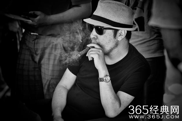 贾樟柯短片《营生》入围多伦多国际电影节