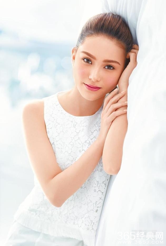 天王嫂昆凌身价已涨五倍 私下做菜最拿手