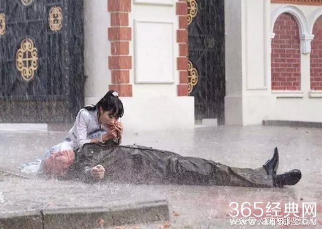 和赵丽颖因戏“反目成仇” 不堪网络暴力 反击网友