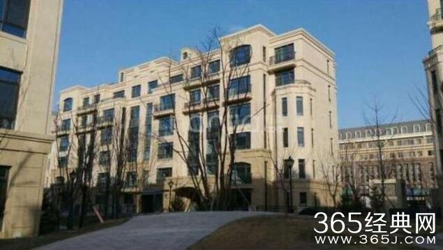 《我们来了》19岁徐娇晒豪宅晒手臂