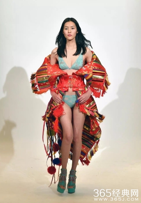 刘雯食谱曝光  网友：超模不是一般人能当的