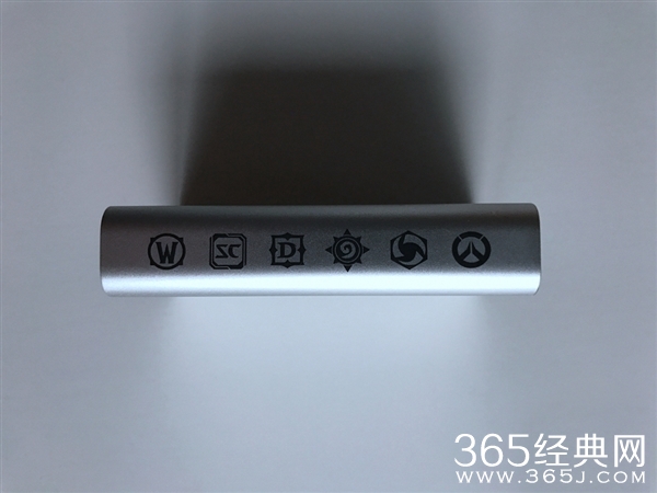 暴雪25周年老员工奖品有什么 暴雪25周年员工奖励开箱