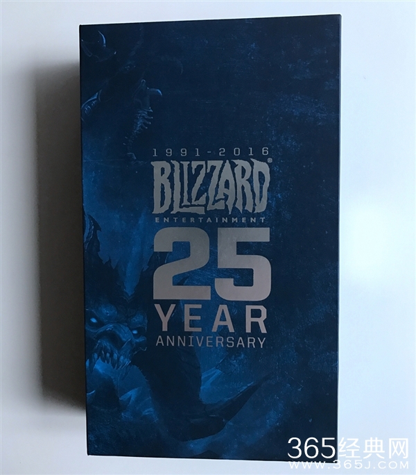 暴雪25周年老员工奖品有什么 暴雪25周年员工奖励开箱
