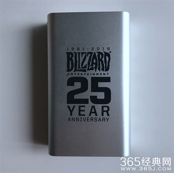 暴雪25周年老员工奖品有什么 暴雪25周年员工奖励开箱