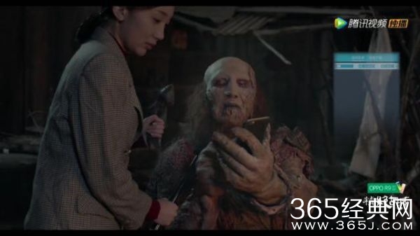 《鬼吹灯》墓里干尸火了 因为他会玩手机
