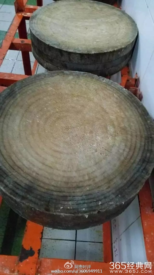 网曝陕西汉中某私立学校餐厅 家长们气炸