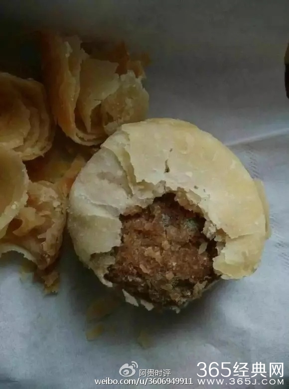 网曝陕西汉中某私立学校餐厅 家长们气炸