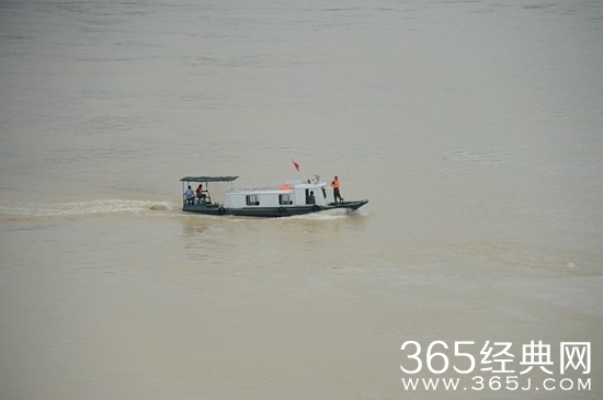 2016中国无战事 超30名军人为国牺牲