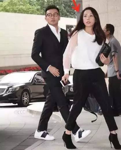 苏有朋年纪多大了还没女朋友 43岁没女友苏有朋是gay嘛