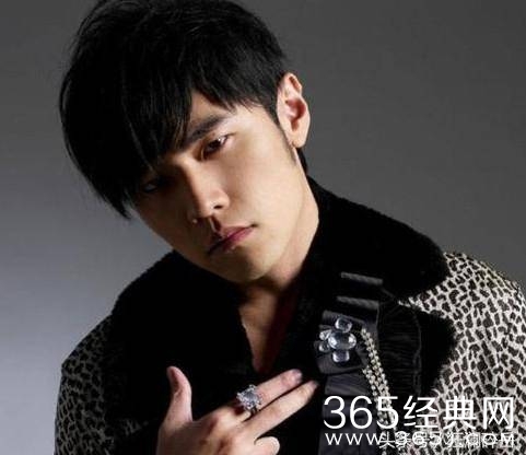 王思聪撕过那么多明星，被骂的明星无一人回应，到底为什么？