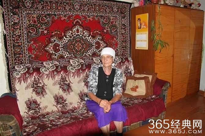 俄罗斯农村穷的让中国人震惊：年轻人唯一出路是当兵