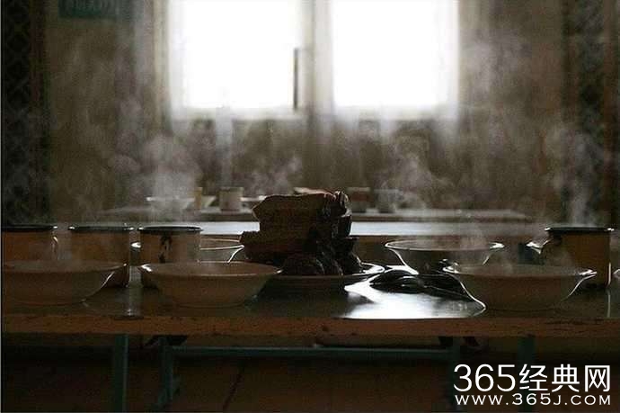 俄罗斯农村穷的让中国人震惊：年轻人唯一出路是当兵