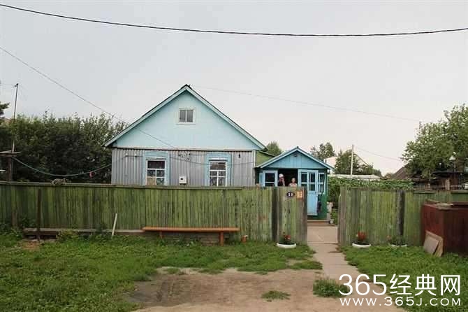 俄罗斯农村穷的让中国人震惊：年轻人唯一出路是当兵