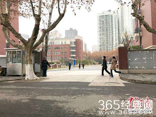 中学生举报学校雾霾天未停课 个人信息泄露被处罚