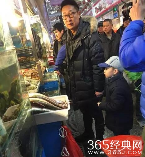 谢霆锋等明星经常出现的神奇菜场 明星都在这买菜