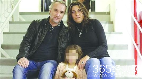 谎称女儿重病诈骗百万欧元 还拍了很多女儿裸照