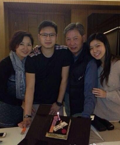 ah_cal穿山甲公子是谁 家庭背景遭人肉