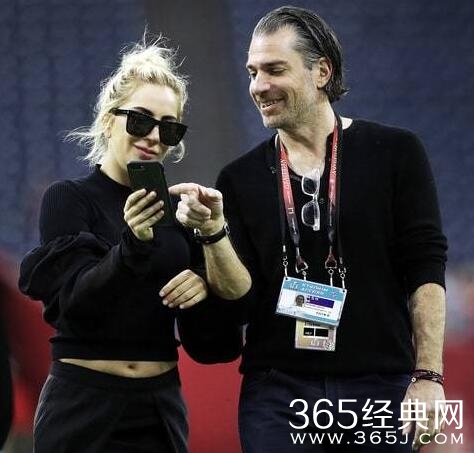 Lady Gaga经纪人男友克里斯蒂安·卡里诺个人资料照片