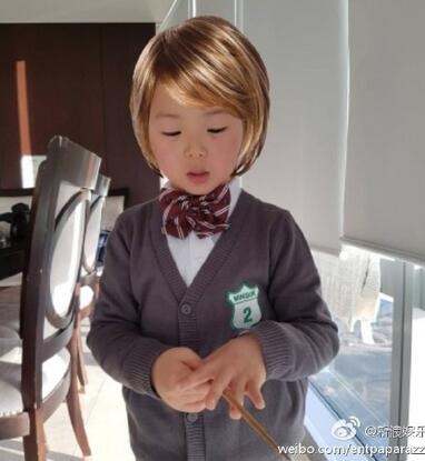 宋民国长大的照片 宋民国近况表情包下载