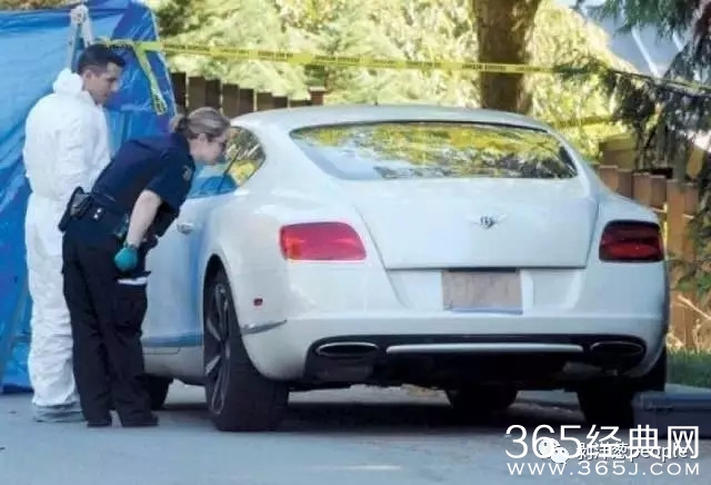 发现孙鹏尸体的宾利车。图片来自网络。