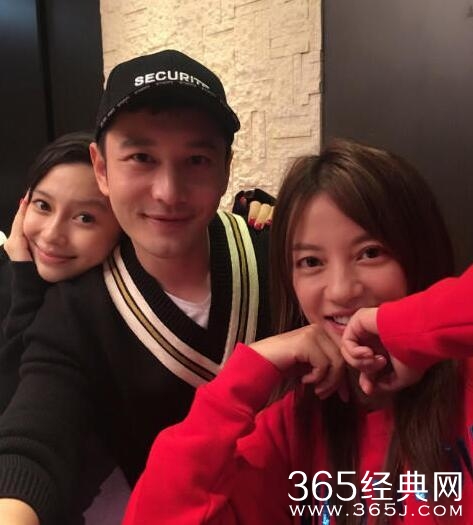 赵薇参加Baby庆生派对