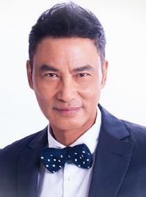 黑白迷宫演员任达华剧照