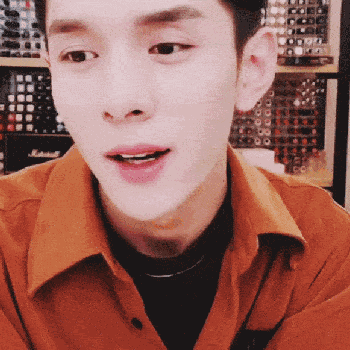 李佳琦人生滑铁卢是什么梗 李佳琦一个月能赚多少钱