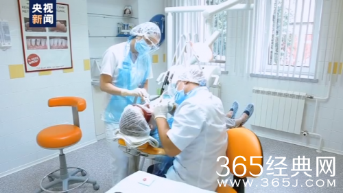 央视揭韩国娱乐圈自杀魔咒 艺人被压榨欺凌成主因