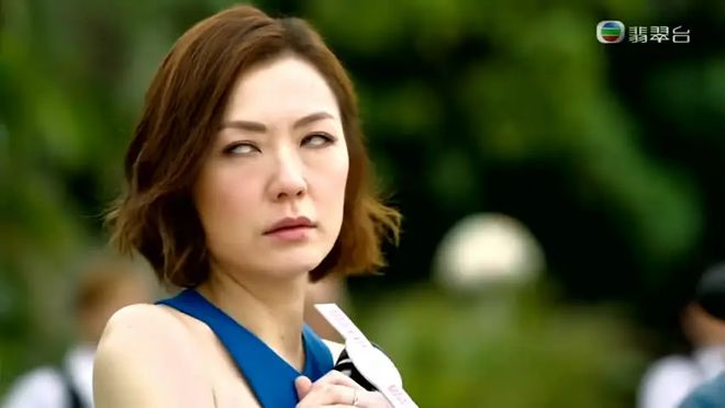 TVB自黑起来毫不手软，把夸张玩到极致，成就一部令人捧腹的好剧