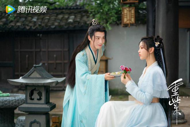 《重紫》开播，马闻远痴情守护杨超越