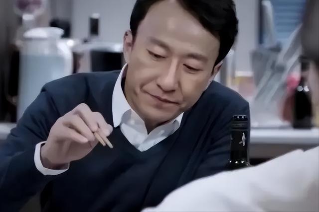 好家伙！才播1集就收视第一，观众好评如潮，这把央视又稳赢