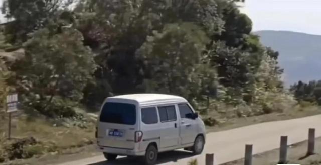 《狂飙》芒村车神李有田正常情况怎么做能避免死亡？