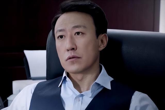 好家伙！才播1集就收视第一，观众好评如潮，这把央视又稳赢