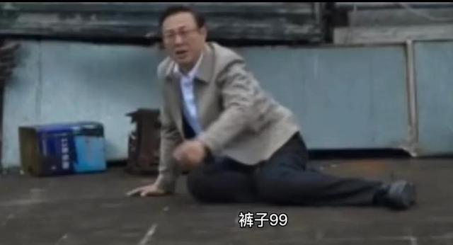 网友曝《狂飙》服装价格：张译手表900w，张颂文衣服79引热议