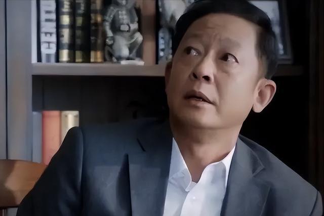 好家伙！才播1集就收视第一，观众好评如潮，这把央视又稳赢