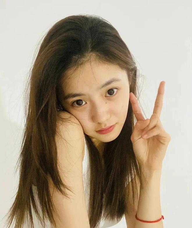 刘浩存搭档赵又廷，翻拍韩剧《我的大叔》，网友：别毁经典