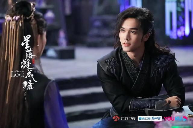 《星落凝成糖》更新十集，陈星旭东宫滤镜不再，李兰迪不抗剧？