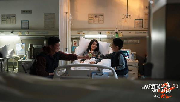 周票房：“地球2”破39亿 《毒舌律师》单日登顶