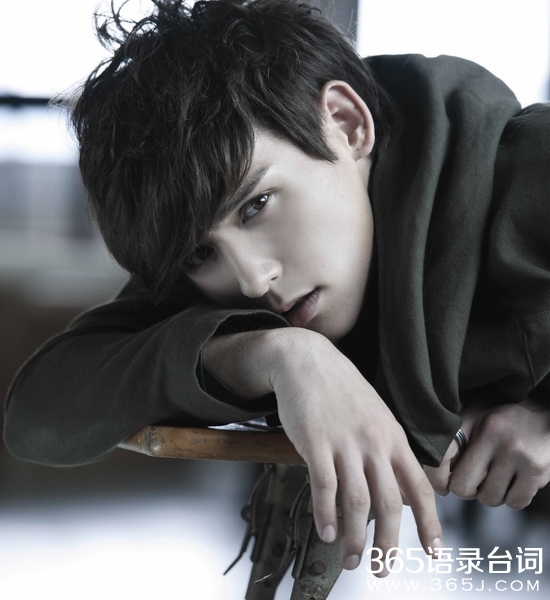 倪安东演唱<一切都是因为爱>歌词