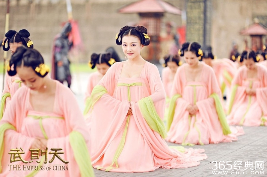 《武则天》曝剧照 范冰冰出演14岁“少女武则天”稚气未脱